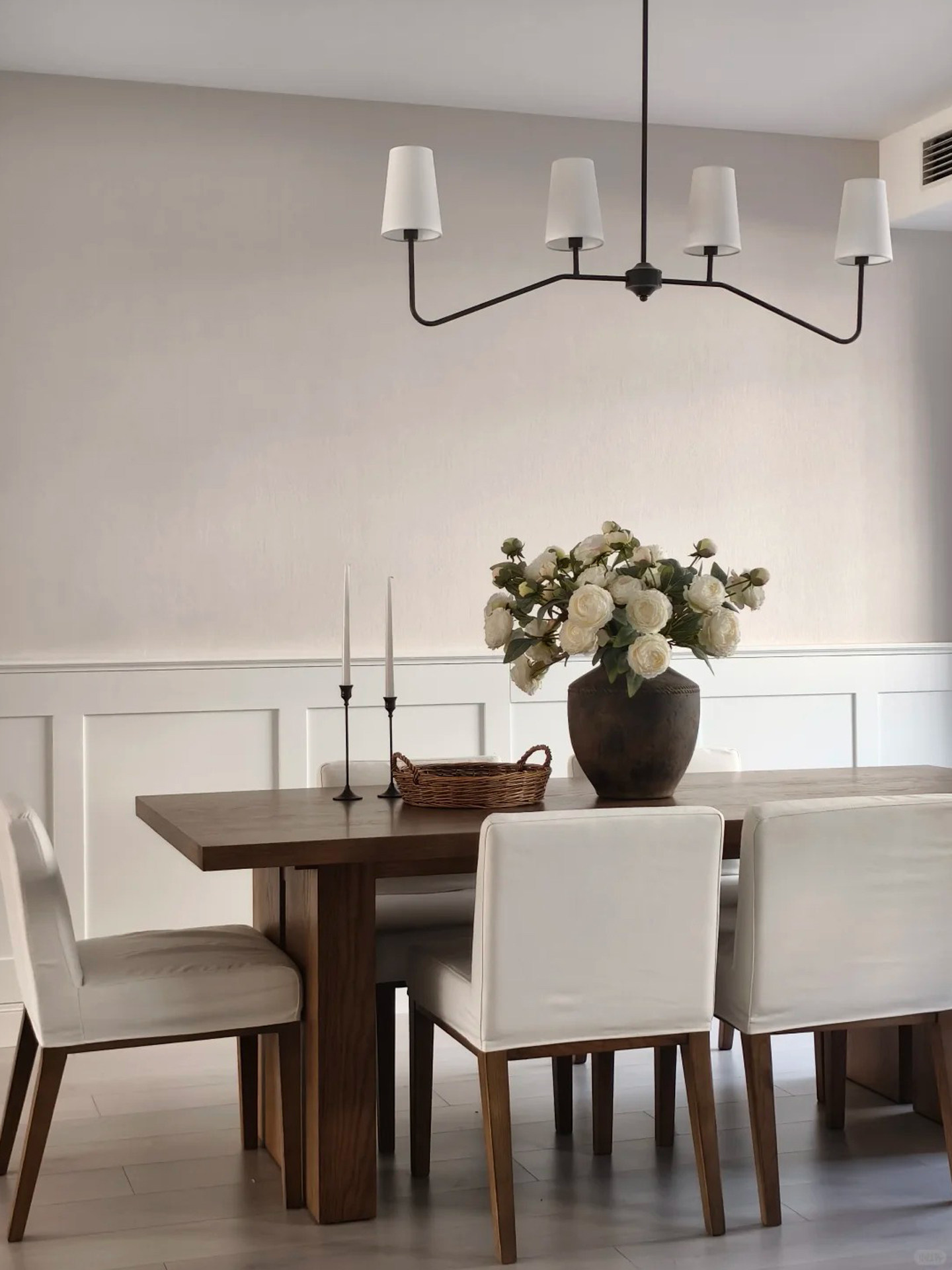 American-Style Dining Table — product image 2