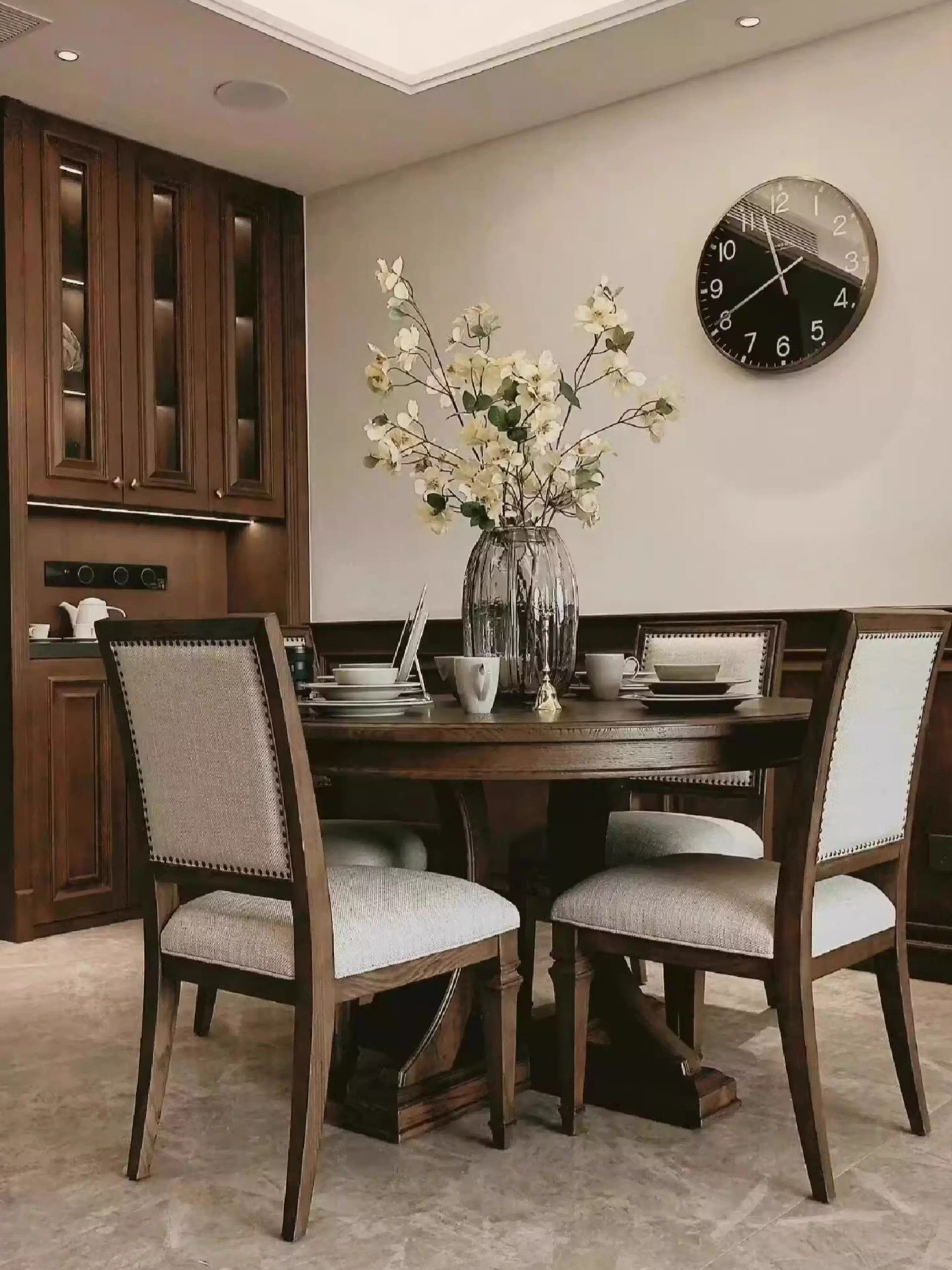 American Country Dining Table — product image 3