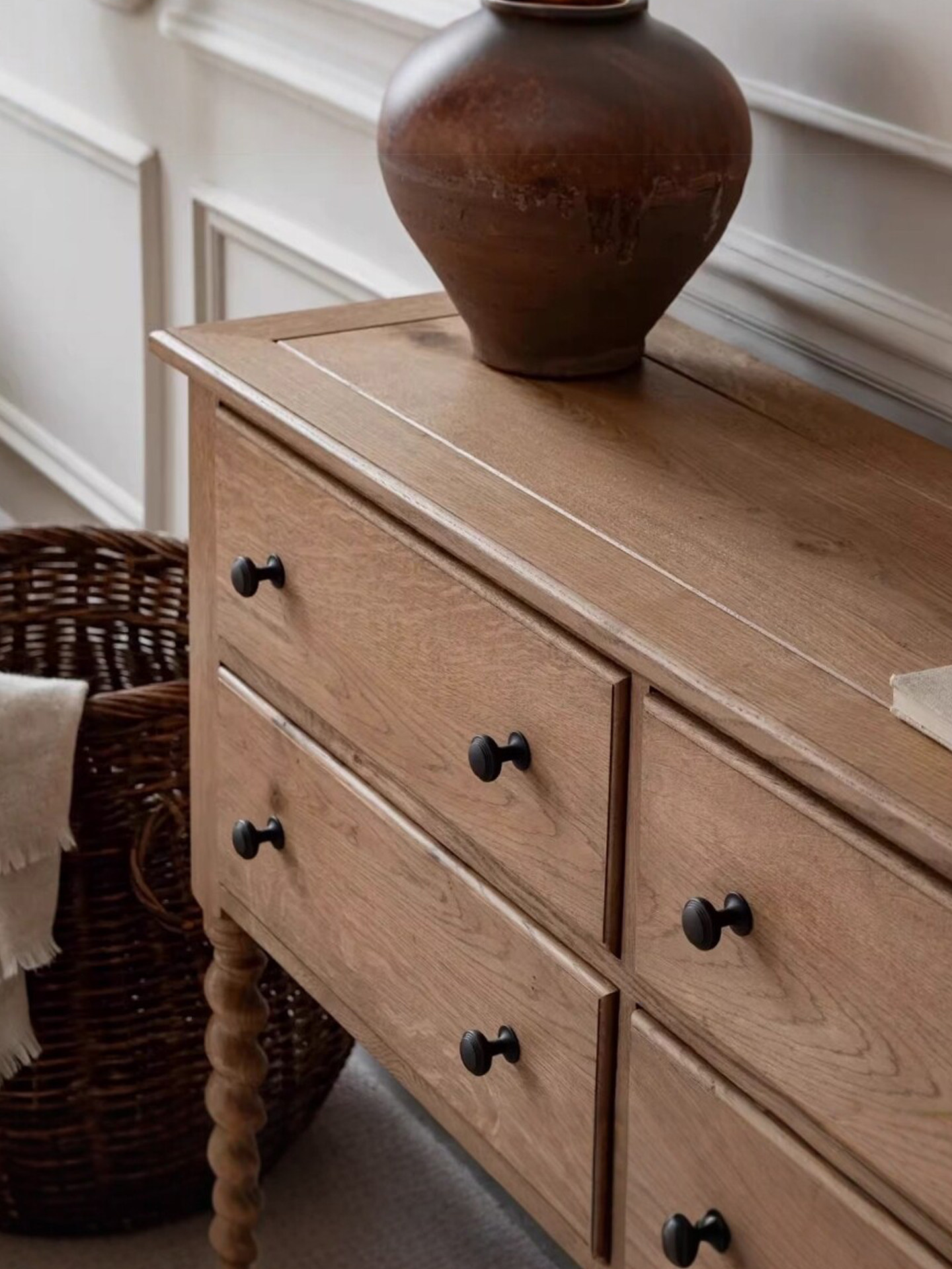 American-Style Solid Wood Storage Hallway Cabinet — product image 2