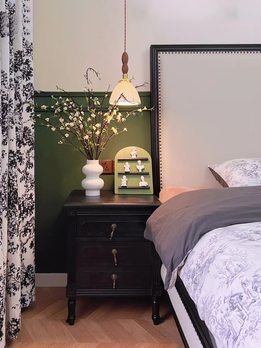 American-Style Bed — product image 4